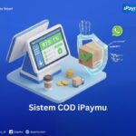 Ilustrasi paket 3D dengan perisai keamanan dan notifikasi verifikasi untuk mencegah retur COD